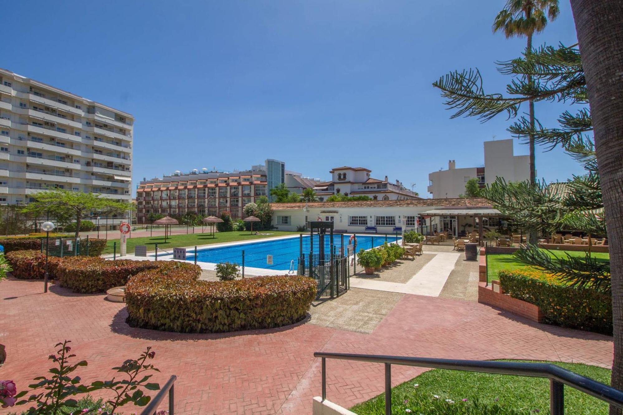 Carihuela Palace 418 By Ivi Real Estate Torremolinos Exteriér fotografie