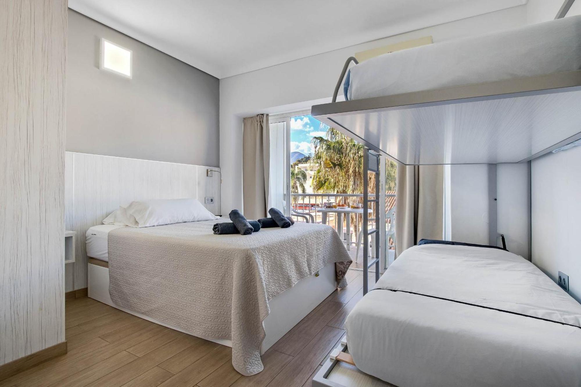 Carihuela Palace 418 By Ivi Real Estate Torremolinos Exteriér fotografie