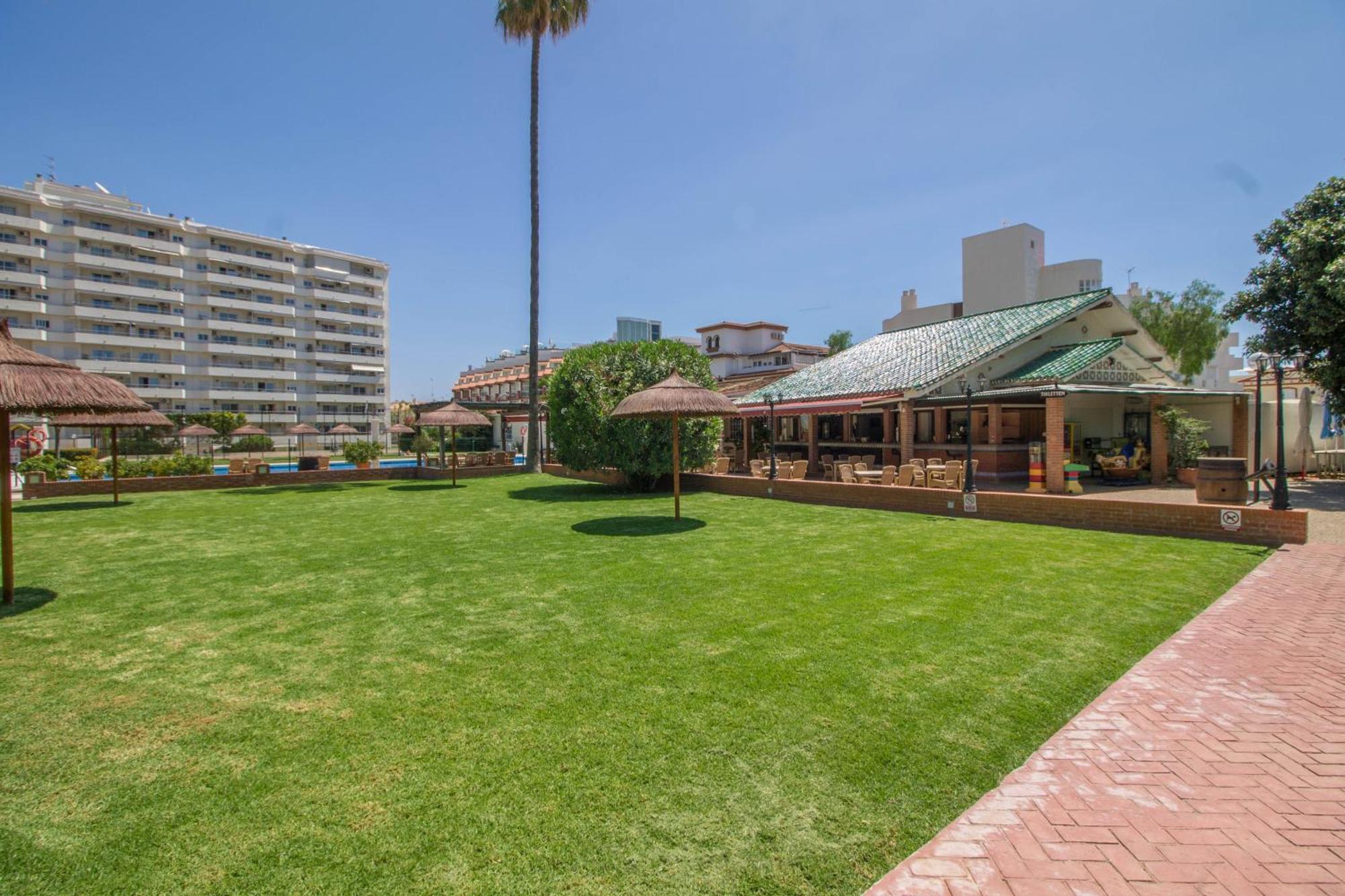 Carihuela Palace 418 By Ivi Real Estate Torremolinos Exteriér fotografie